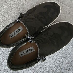 Steve Madden Women's Camouflage Slip-On Sneakers